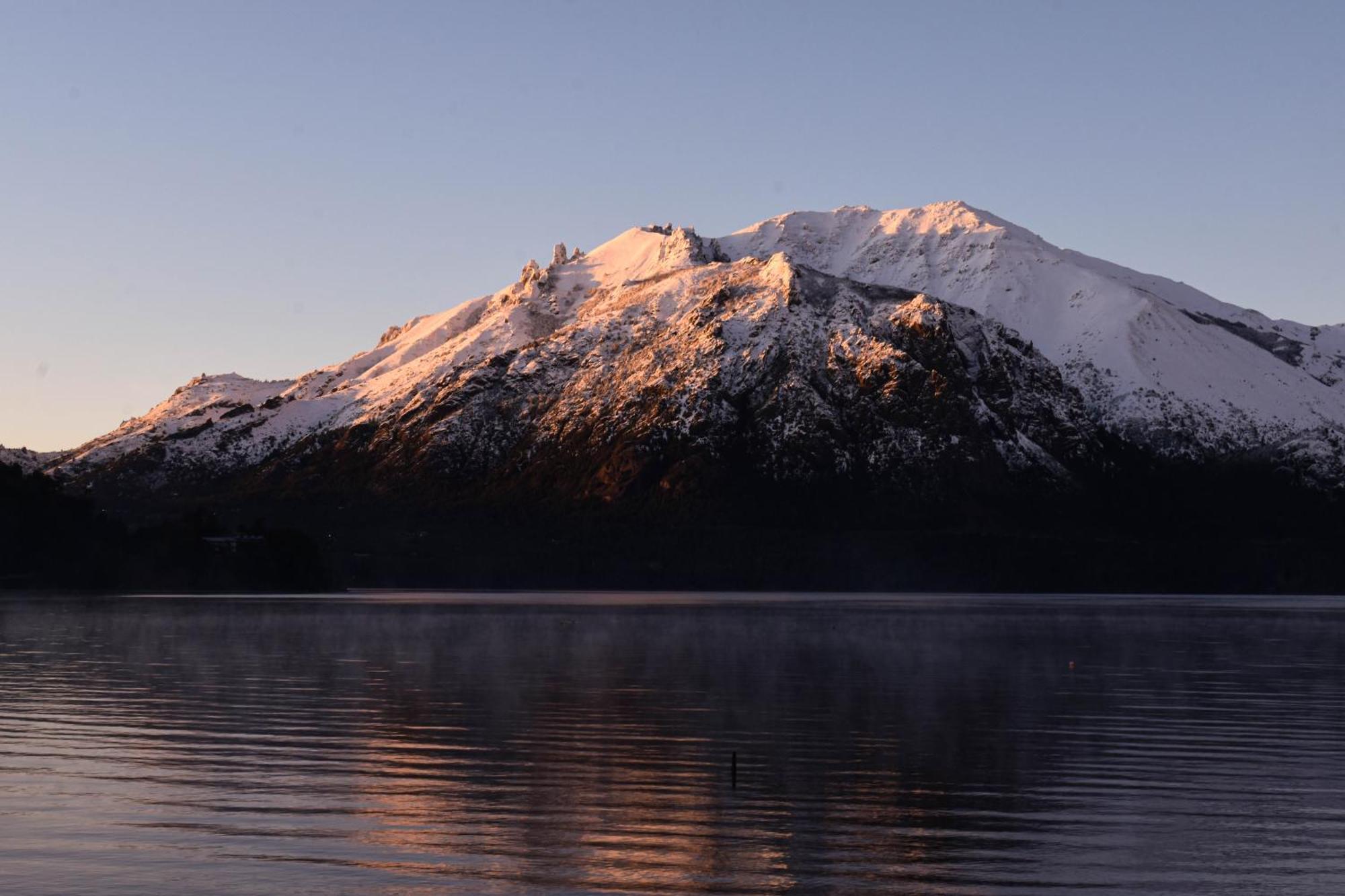 Indomito Hostel San Carlos de Bariloche Exteriör bild